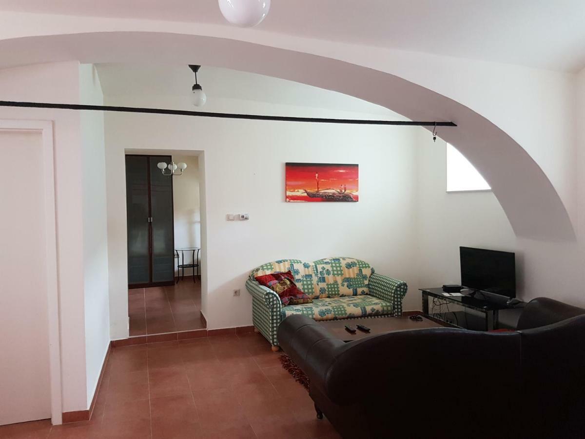 Apartment Artemis Farm